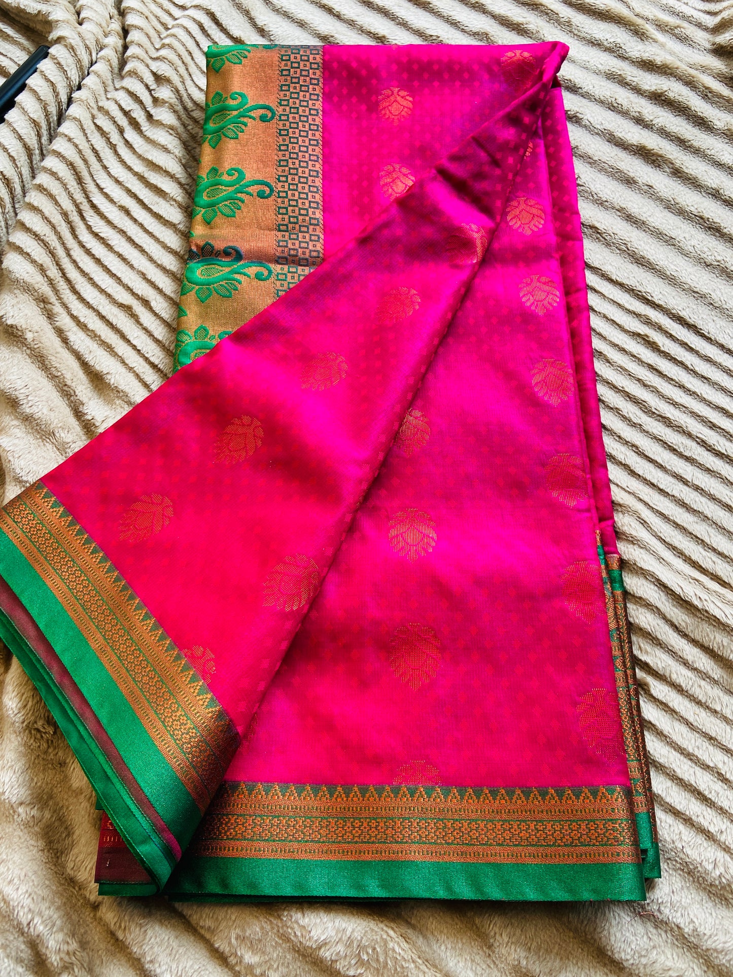 Trisha silk sare from yeola with the combination of Pink and Green Saroj the label