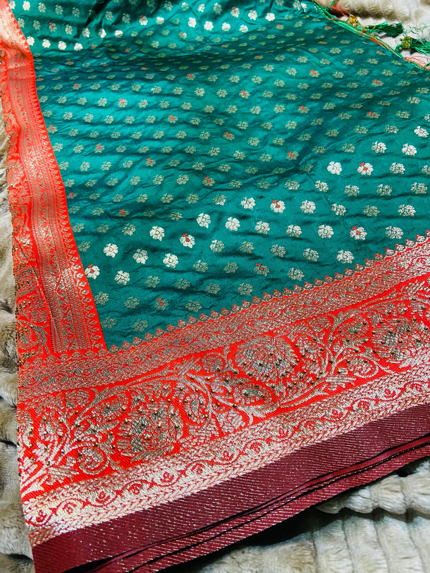 Banarsi Silk Saree Red & Green color Combo Saroj the label